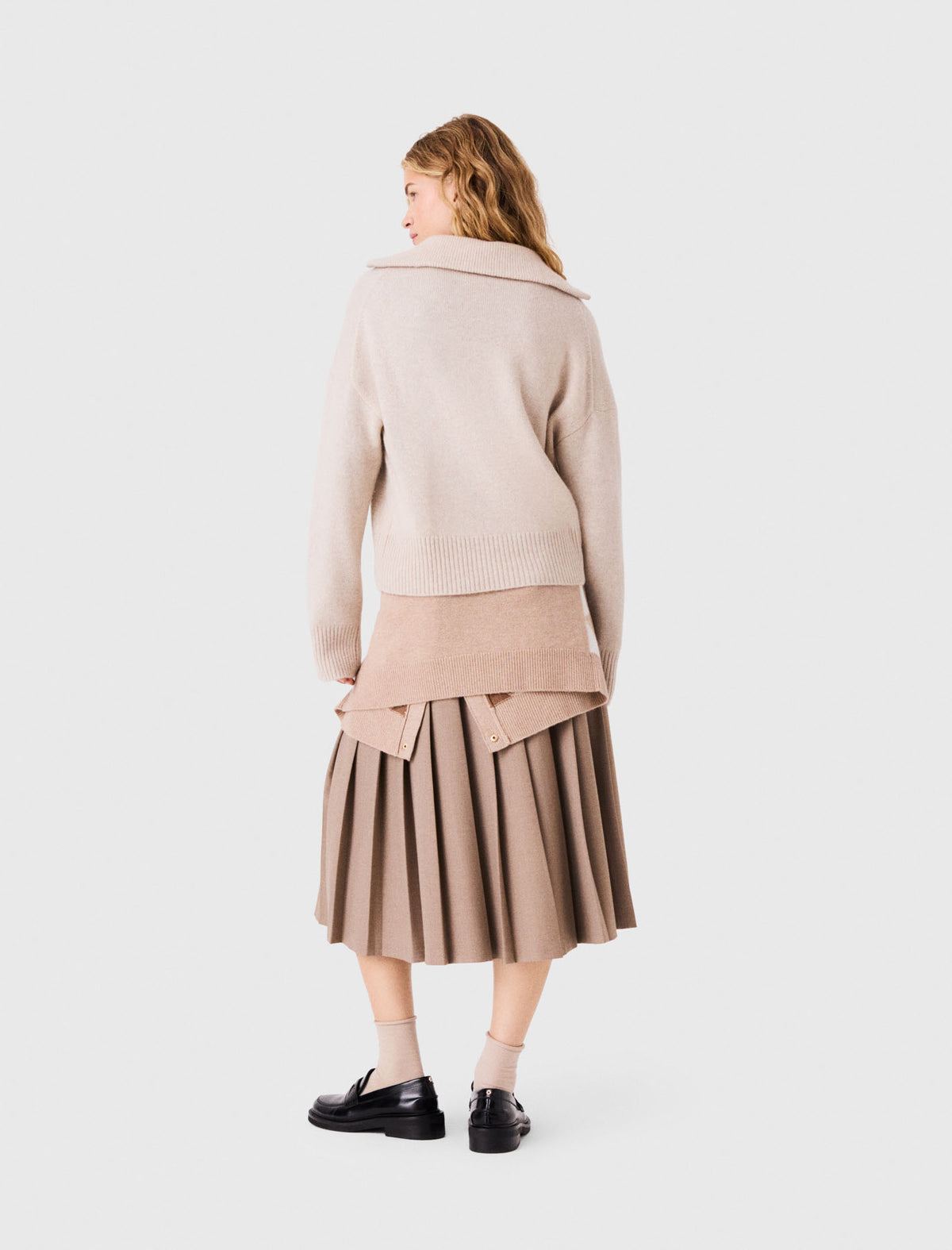 Cashmere jumper with zipped collar Beige