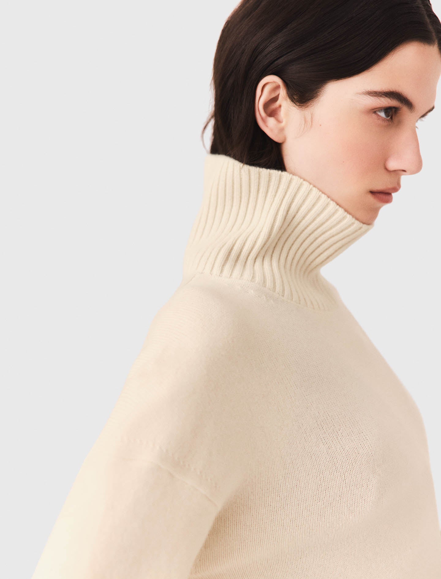 High-neck cashmere jumper Ecru