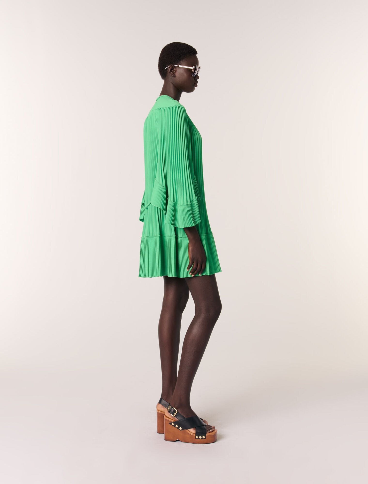 Green Short pleated dress
