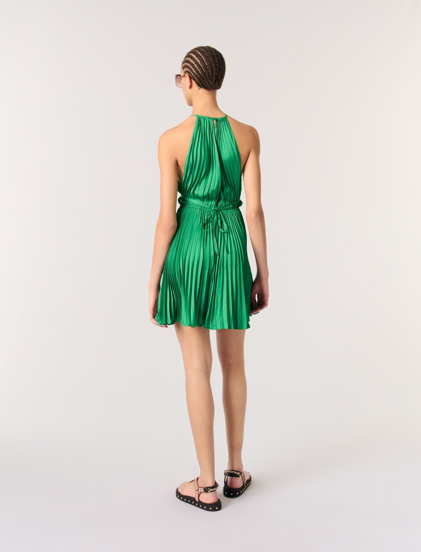Green-Short pleated backless dress