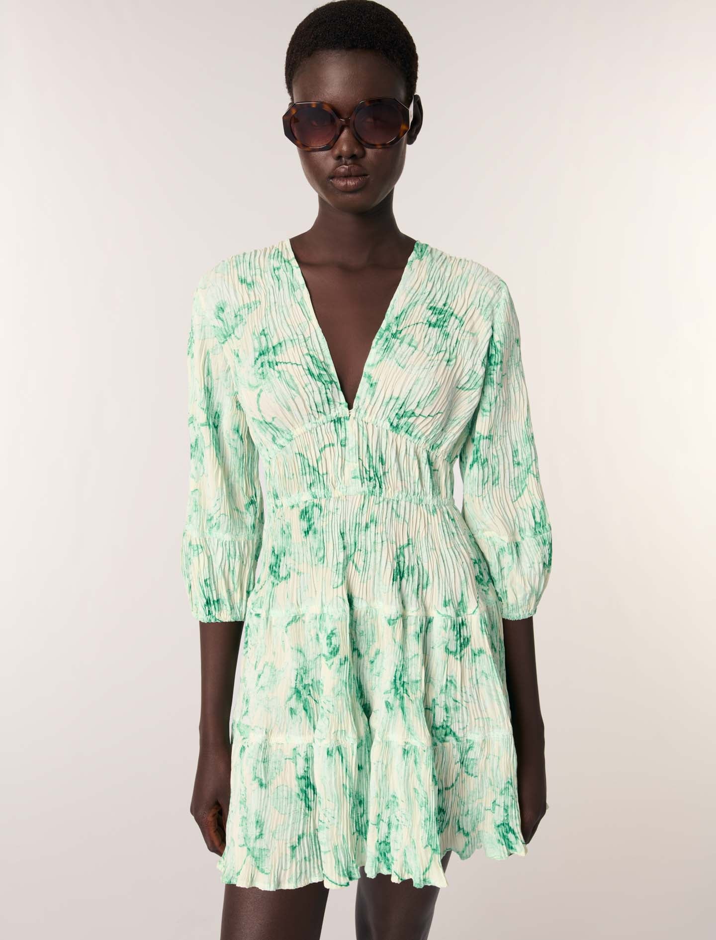 Green Floral Print Ecru Base-Patterned pleated short dress