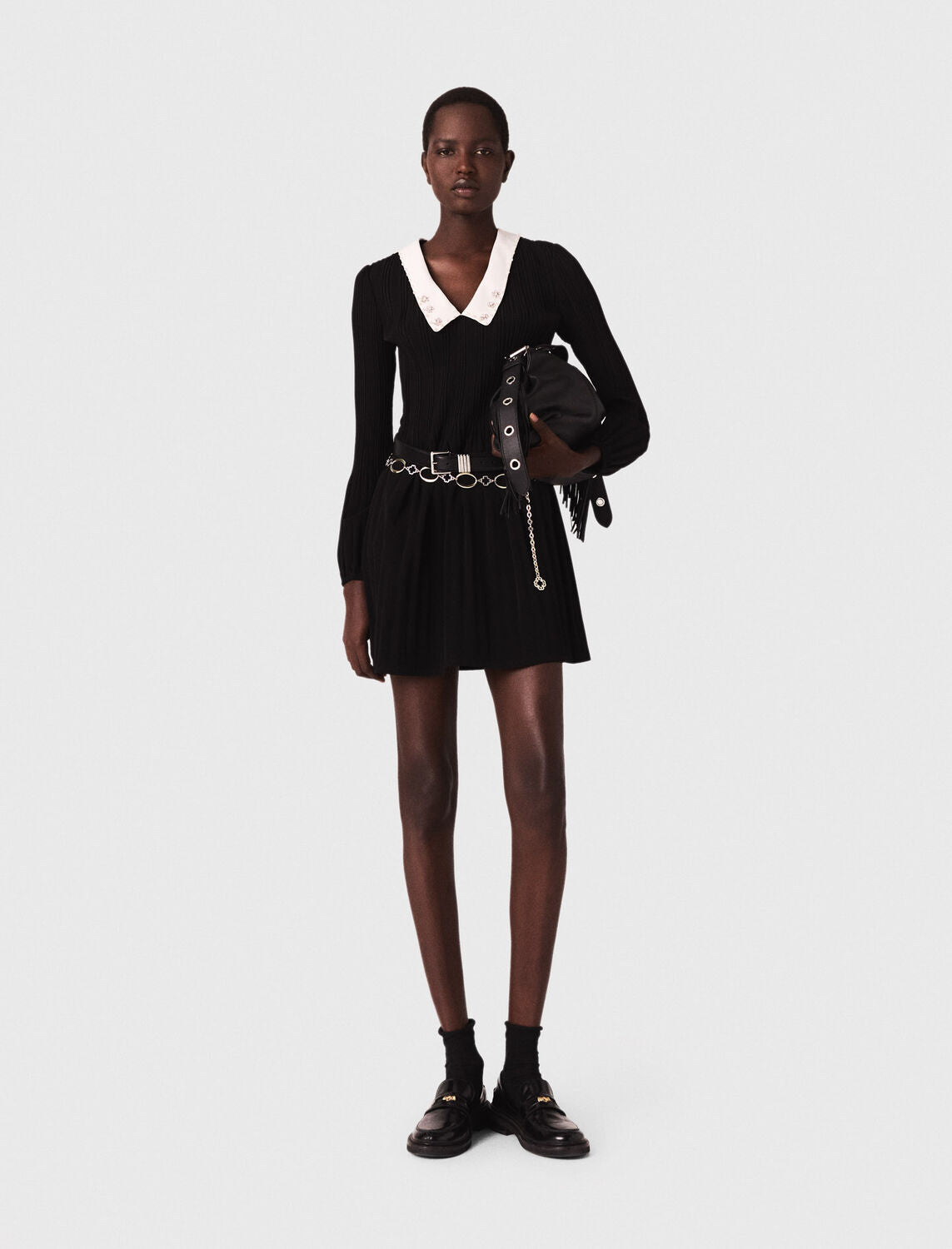 Pleated dress with detachable collar Black