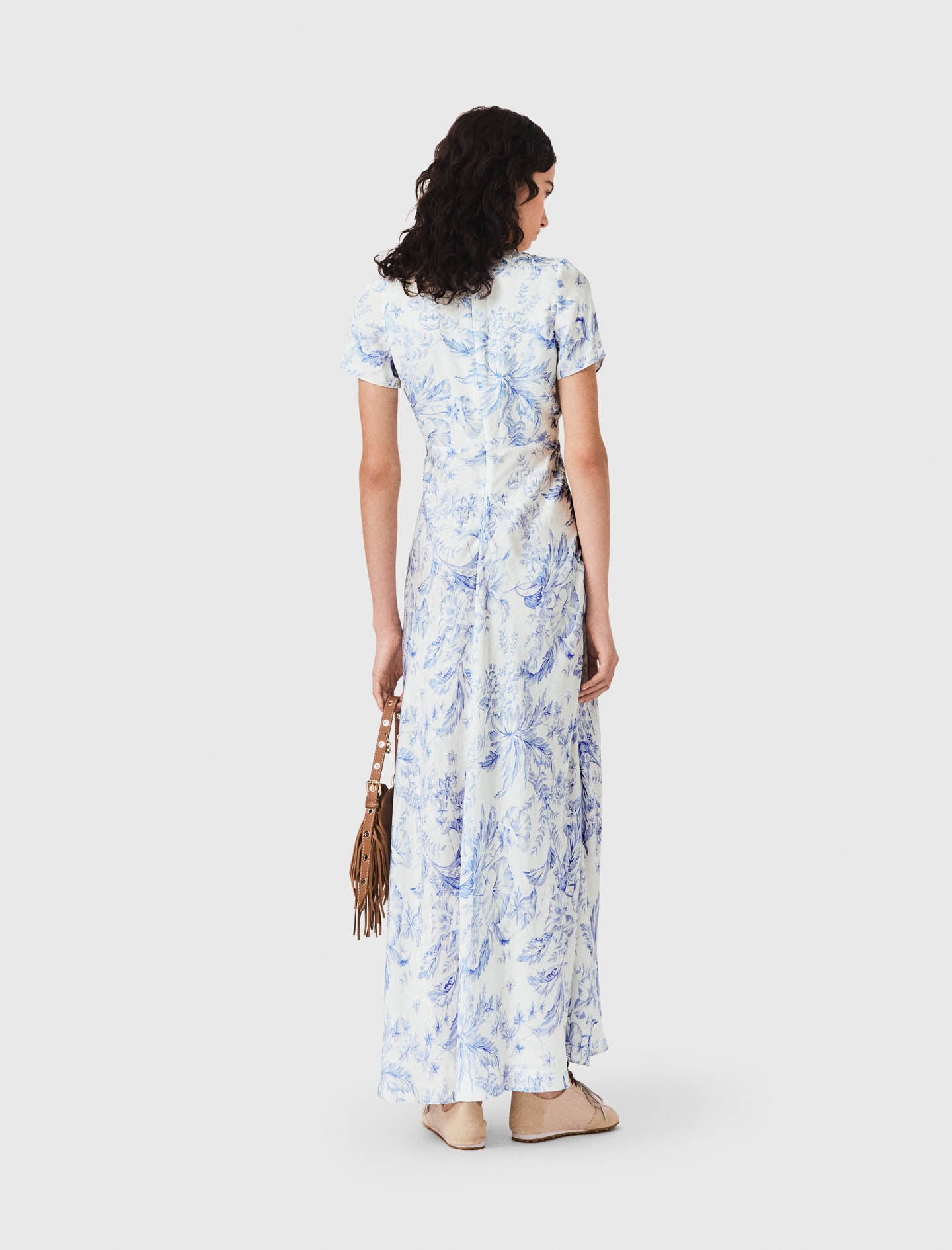 Flowing patterned maxi dress Sky Blue Large Flowers Print