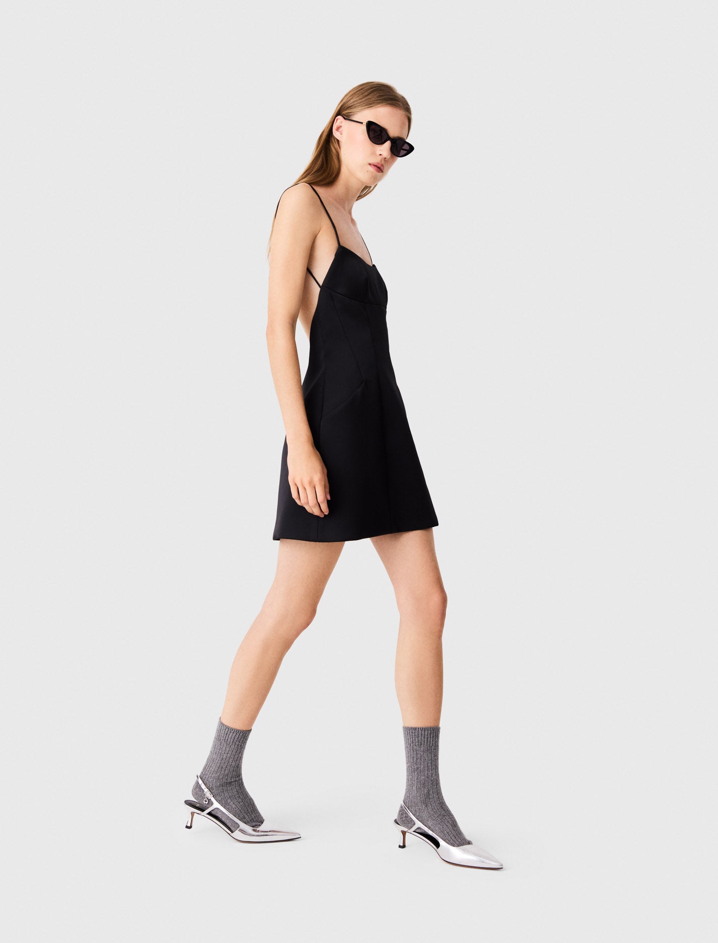 Short backless satin dress Black
