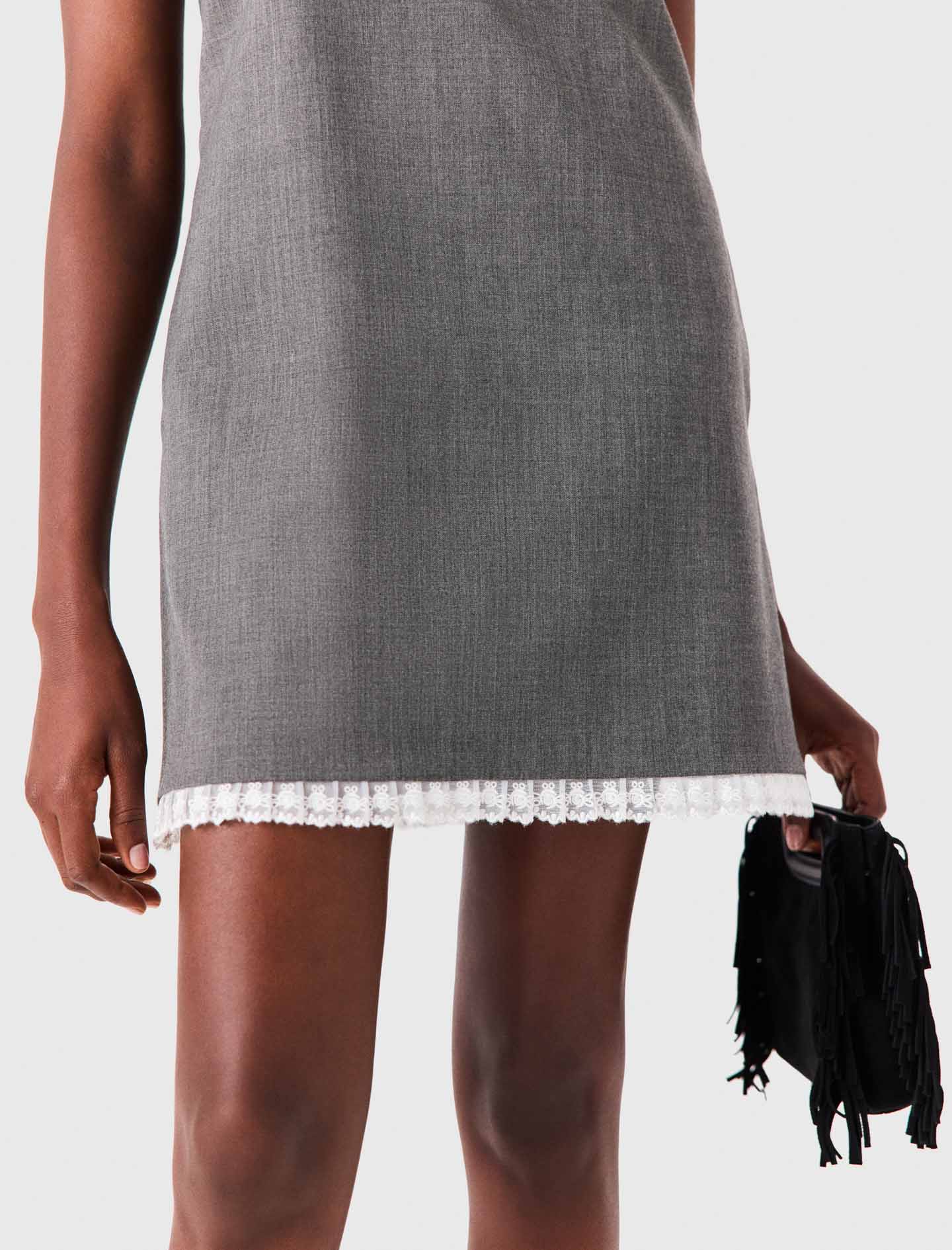 Short tailored dress with lace Grey