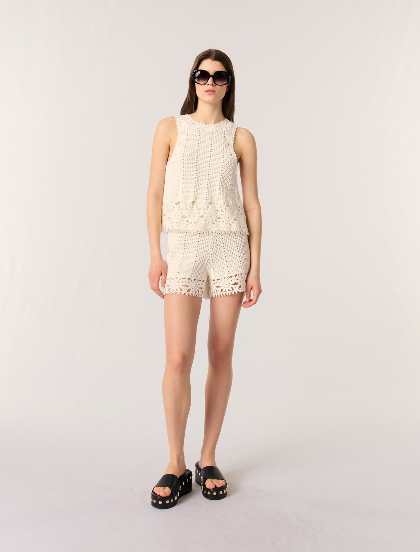 White-featured-Crochet-knit shorts