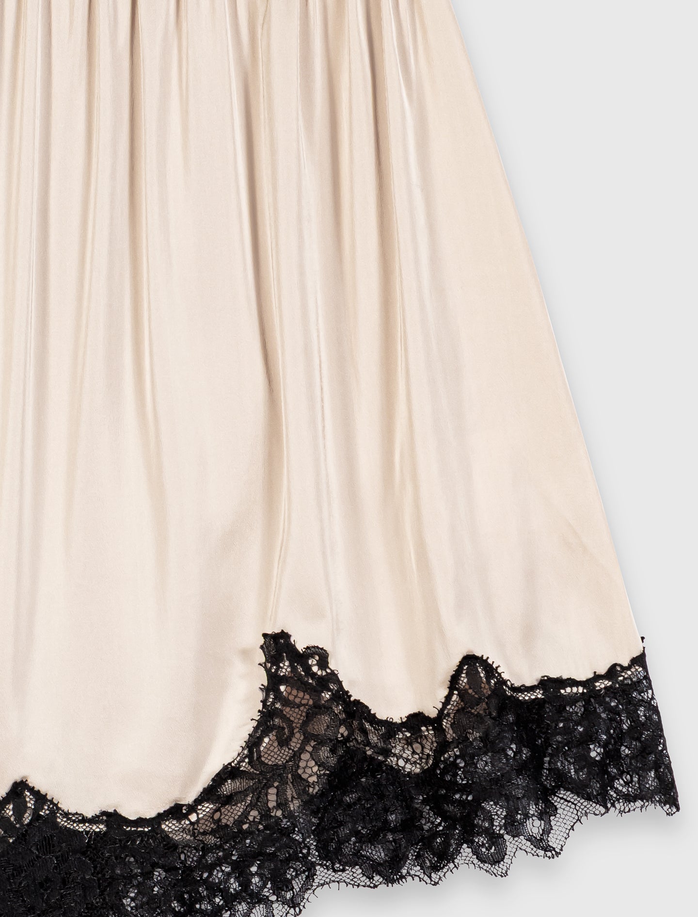Satin shorts with lace details Beige