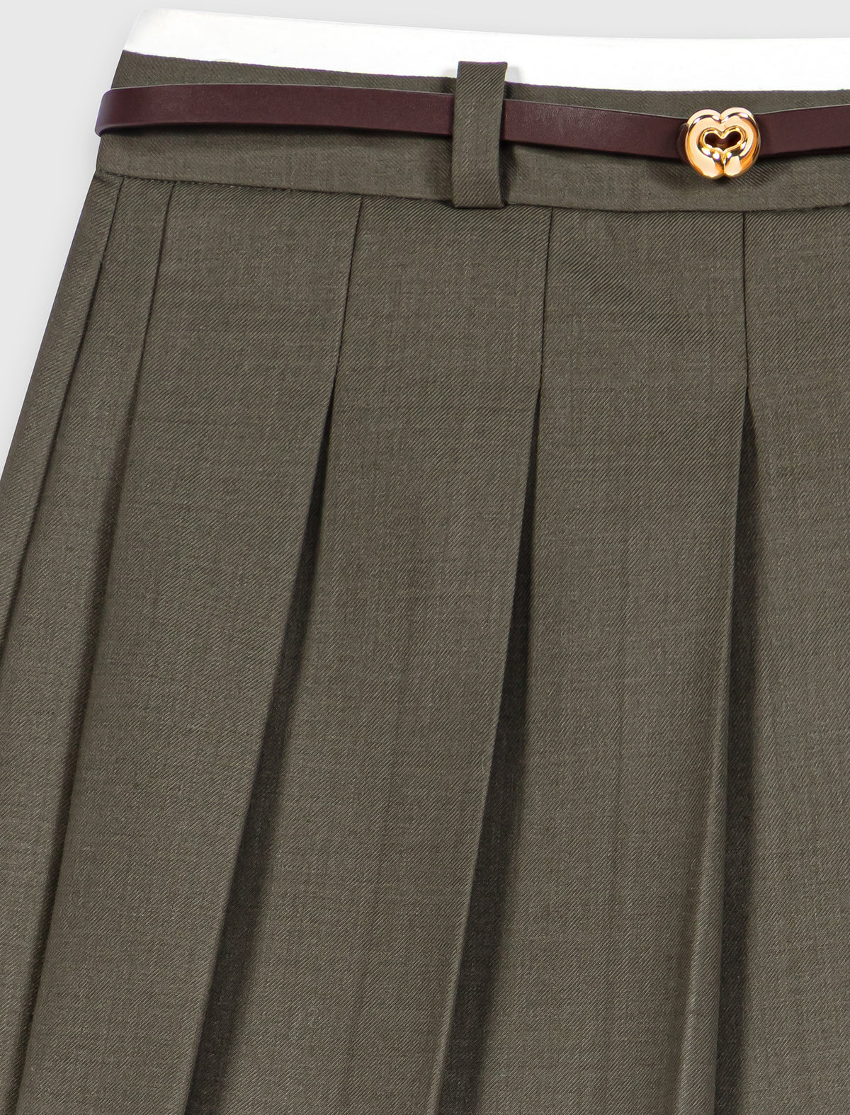 Pleated skirt-effect shorts Khaki