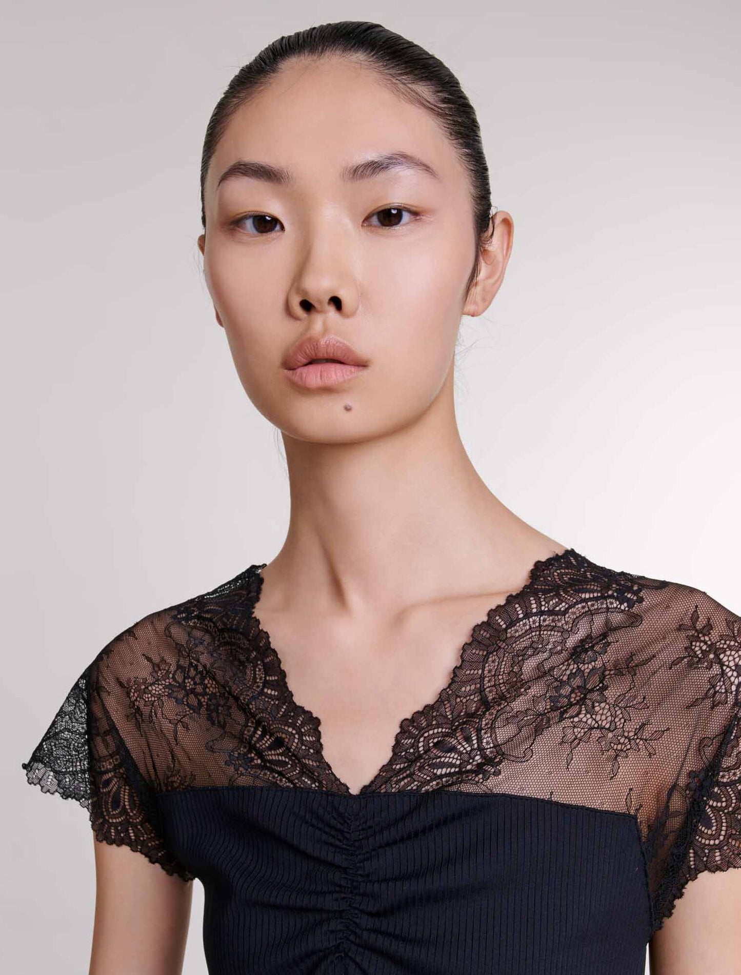 Black  -Jersey Top With Lace Trim