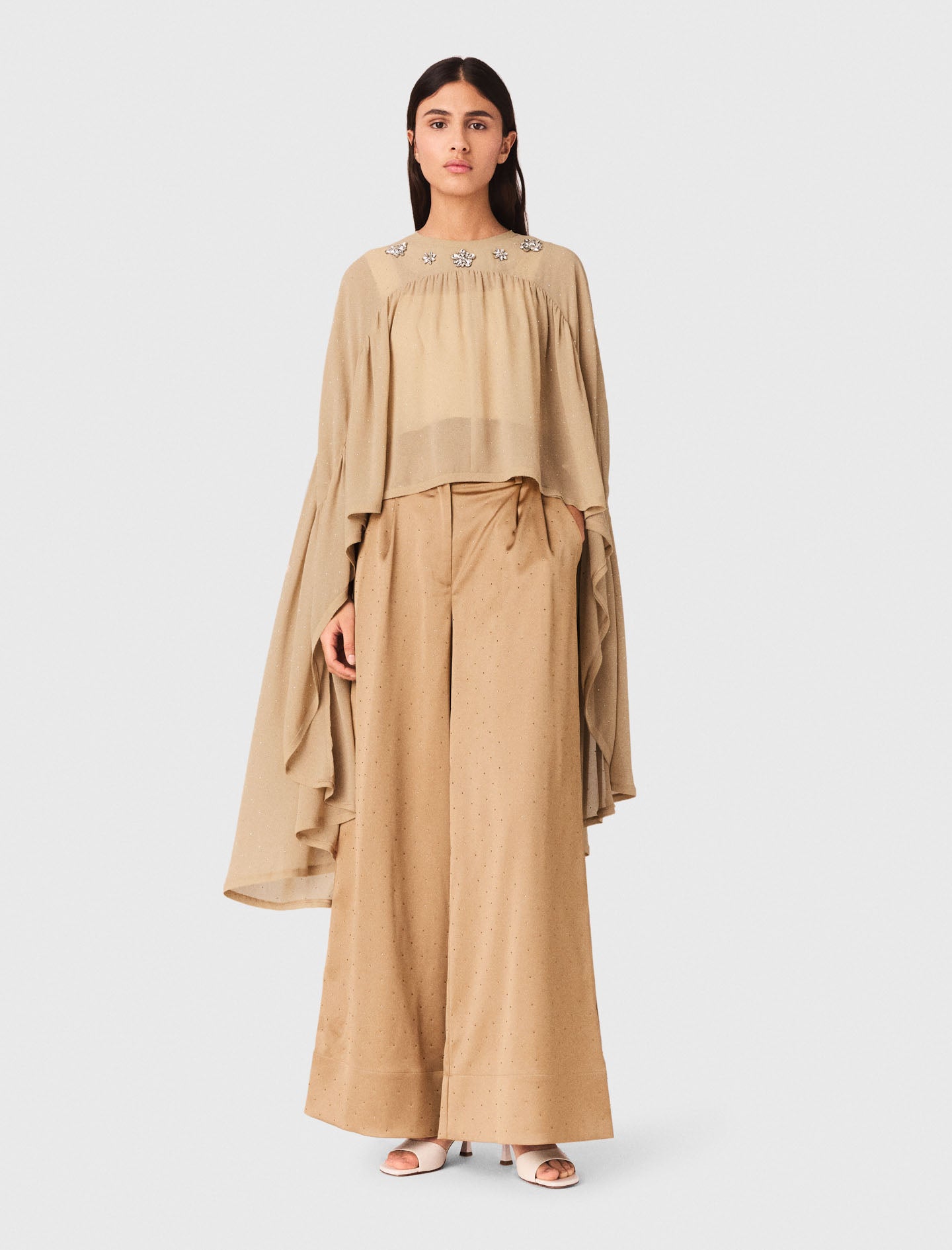 Cape Top With Jewel Collar SAND