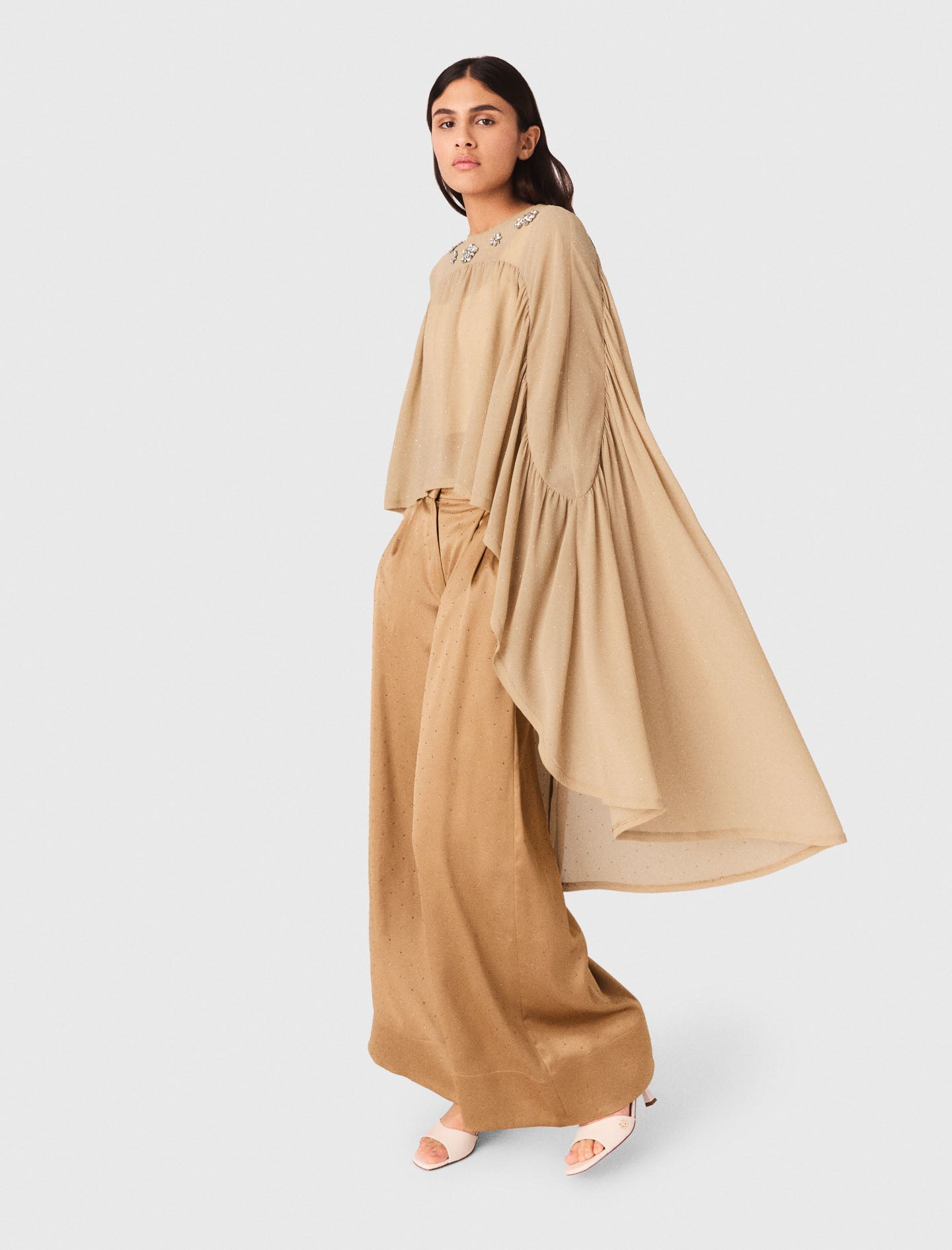Cape Top With Jewel Collar SAND