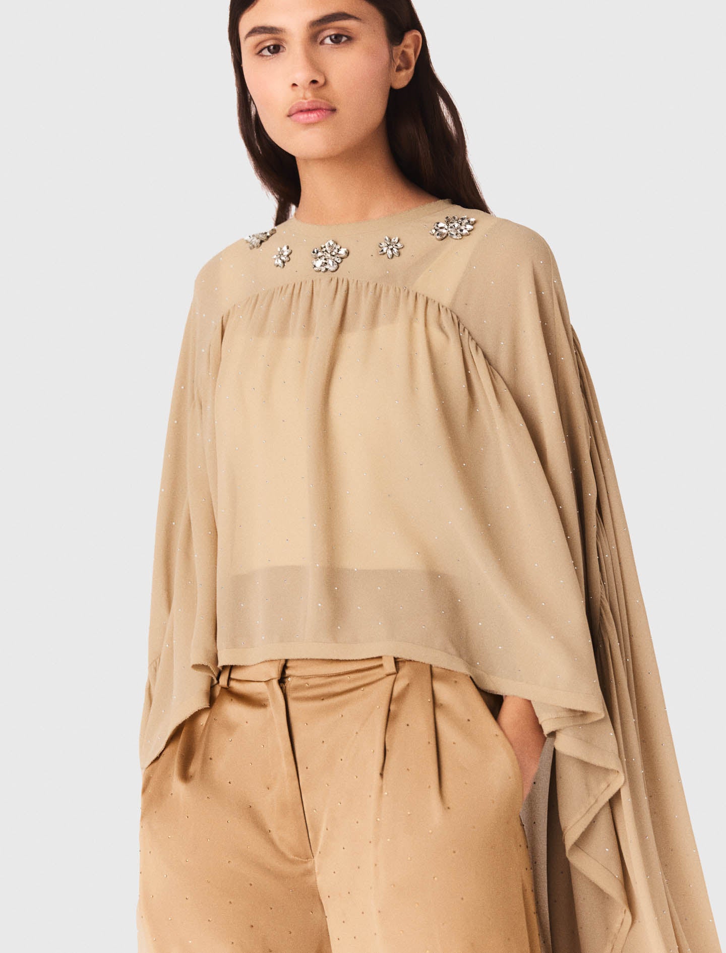 Cape Top With Jewel Collar SAND