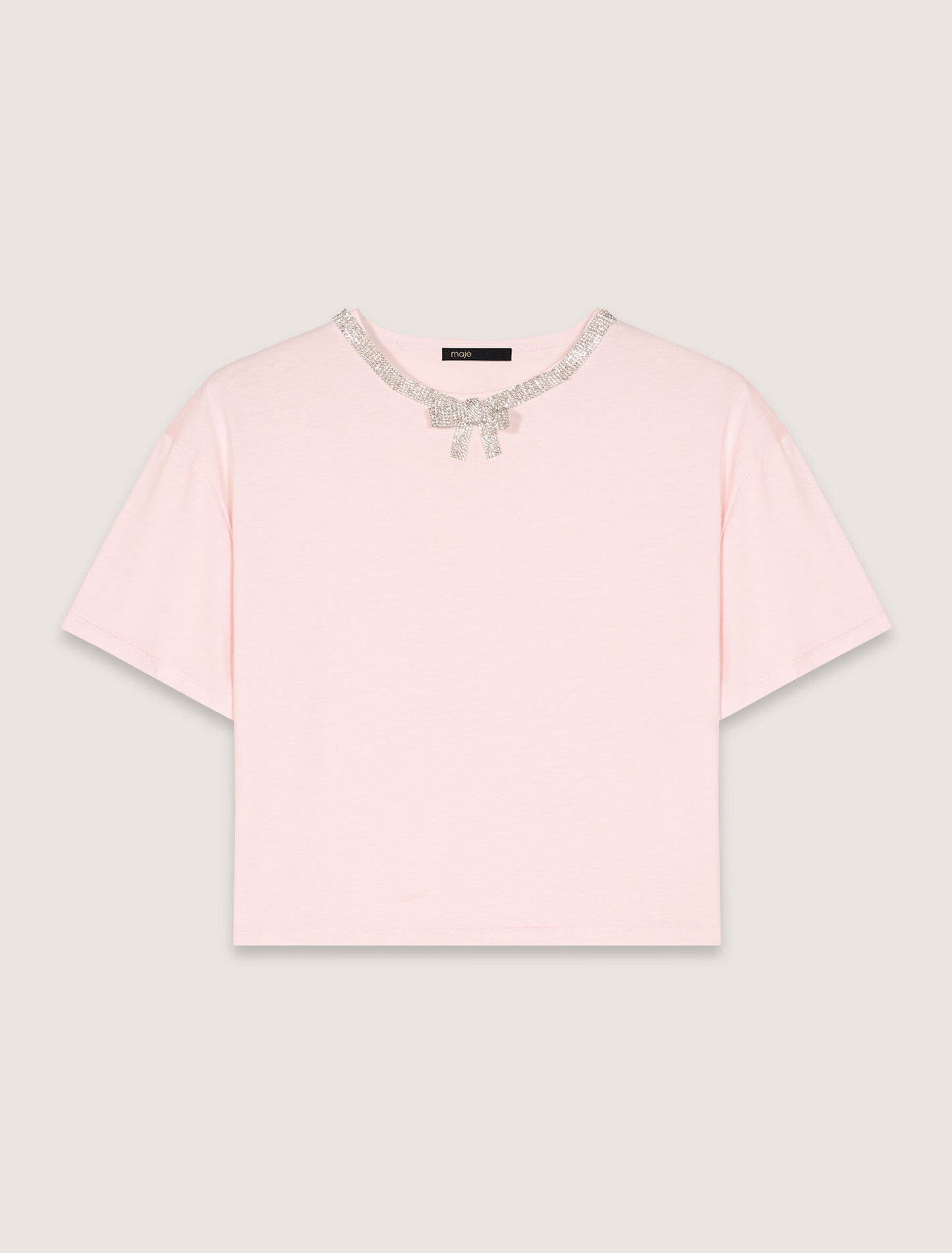 Pink T-shirt with jewellery neck