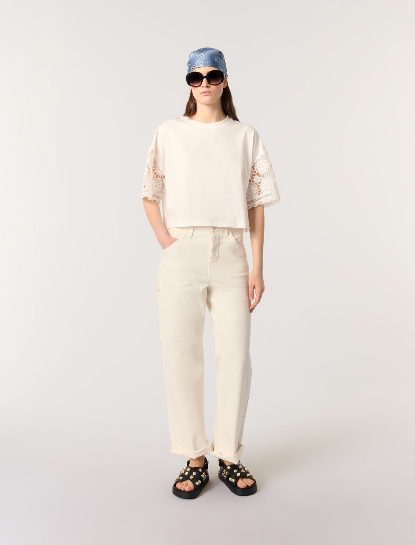 White-featured-T-shirt with crochet sleeves