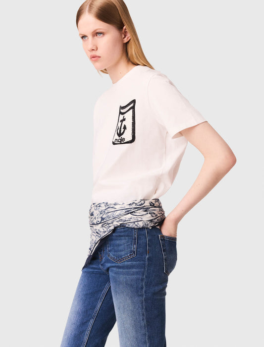 T-shirt with embroidered pocket