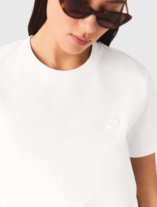 T-Shirt With Small Embroidered Logo White