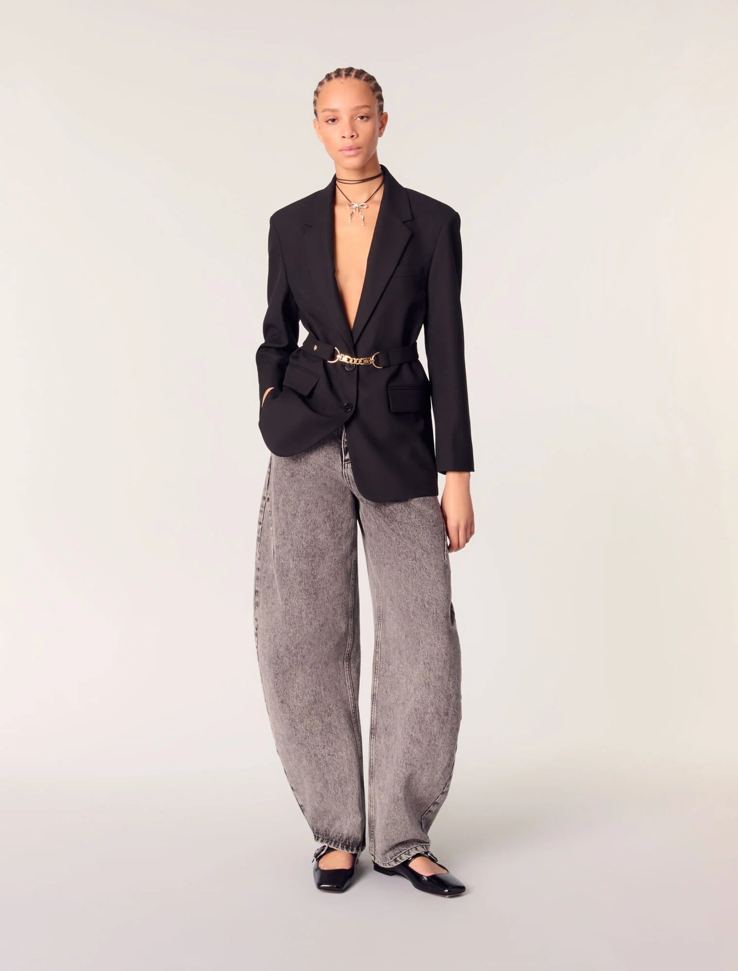 Black-featured-Belted suit jacket